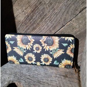 Womens Wallet boutique sunflower and black zippered